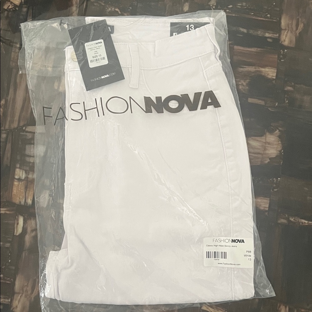 Fashion Nova Crisp White Denim